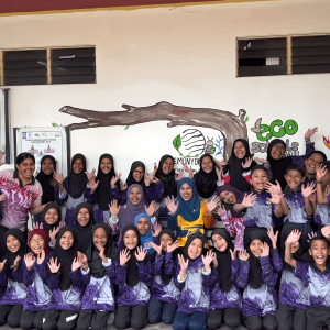 A large group of educators