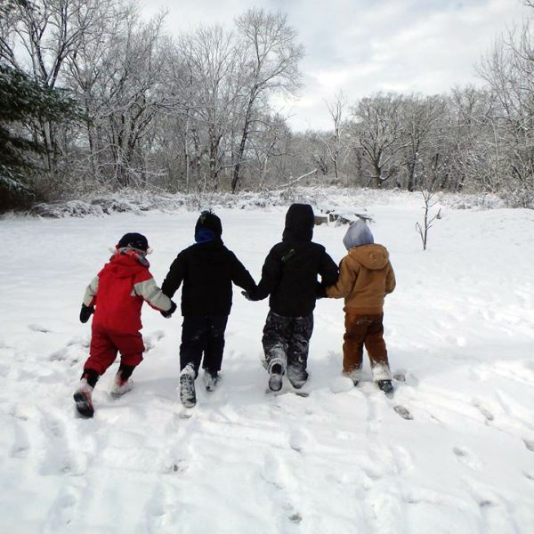 Following Tracks--Natural Beginnings Early Learning Program