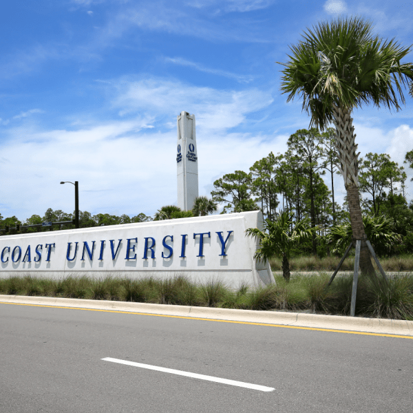 Sunny day on the Florida Gulf Coast University campus